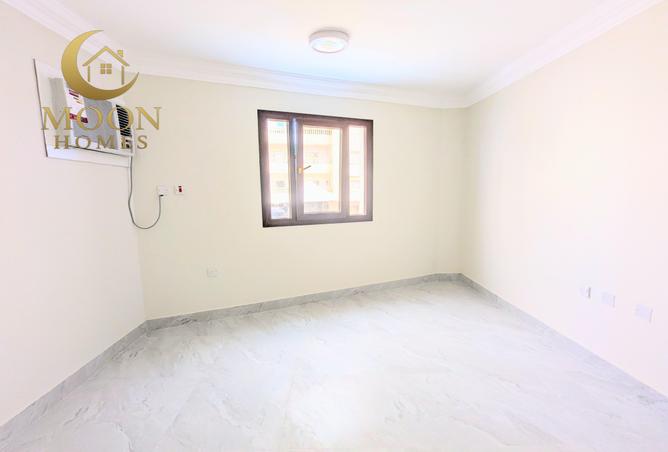 976320 - Property Image 3