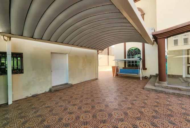 946087 - Property Image 3