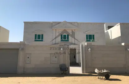 صورة لـ منزل خارجي فيلا - 7 غرف نوم - 7 حمامات للبيع في الدحيل - الدحيل - الدوحة ، صورة رقم 1