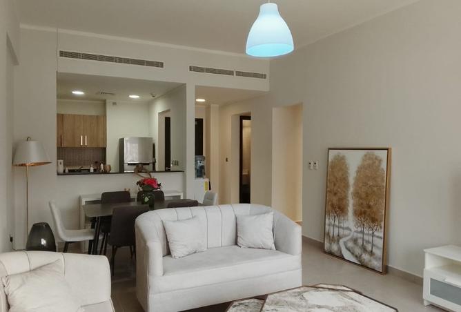 990698 - Property Image 3