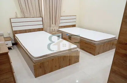 Apartment - 2 Bedrooms - 2 Bathrooms for rent in Al Mansoura - Al Mansoura - Doha