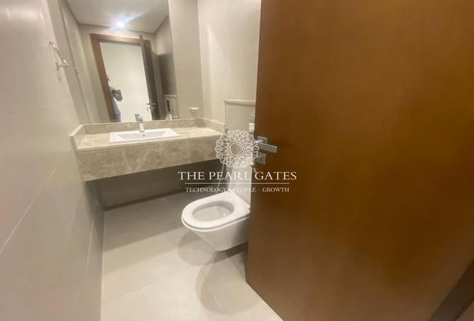 985489 - Property Image 3