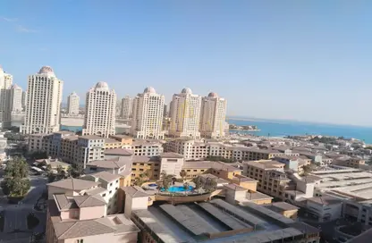Apartment - 2 Bedrooms - 3 Bathrooms for rent in Porto Arabia - The Pearl Island - Doha