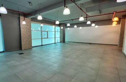 Office Space - Studio - 1 Bathroom for rent in Old Al Ghanim - Al Ghanim - Doha