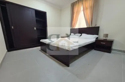 Apartment - 2 Bedrooms - 2 Bathrooms for rent in Umm Ghwailina Comm - Umm Ghuwalina - Umm Ghuwailina - Doha