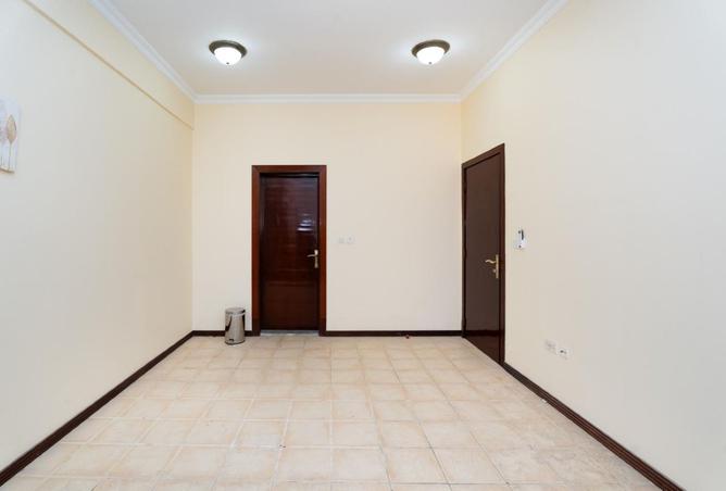 963256 - Property Image 3