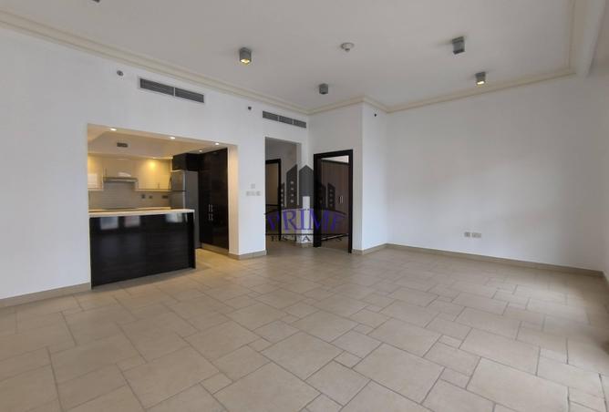 913578 - Property Image 3