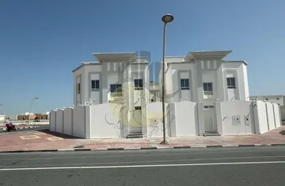 فيلا - 7 غرف نوم - 6 حمامات للبيع في الثمامة - الثمامة - الدوحة