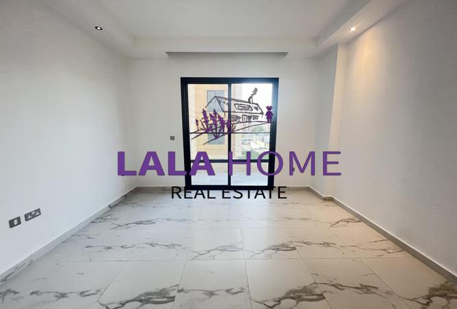 998514 - Property Image 3