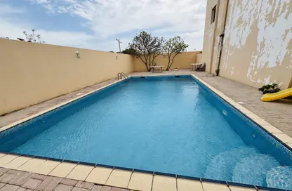 مجمع سكني - 4 غرف نوم - 3 حمامات للايجار في شارع الوعب - الوعب - الدوحة
