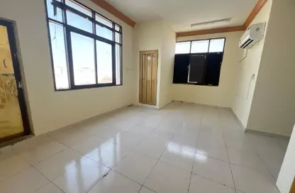 Penthouse - 2 Bedrooms - 2 Bathrooms for rent in Abu Hamour - Doha