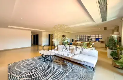 Apartment - 2 Bedrooms - 3 Bathrooms for sale in East Porto Drive - Porto Arabia - The Pearl Island - Doha