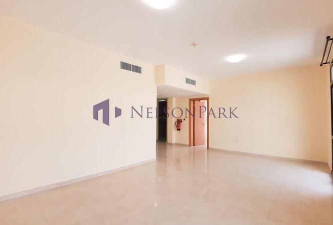 955846 - Property Image 2