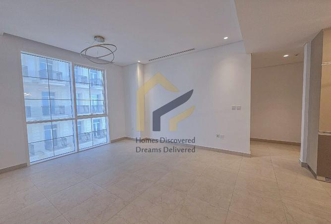 963253 - Property Image 2