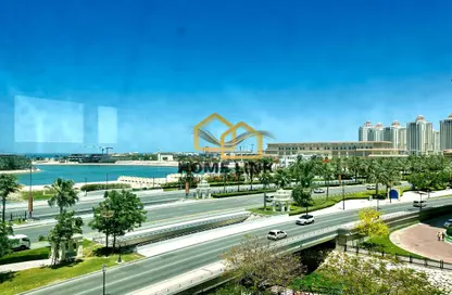 شقة - 2 غرف نوم - 4 حمامات للايجار في وان بورتو ارابيا - بورتو أرابيا - جزيرة اللؤلؤة - الدوحة
