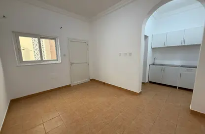 Apartment - Studio - 1 Bathroom for rent in Al Thumama - Al Thumama - Doha