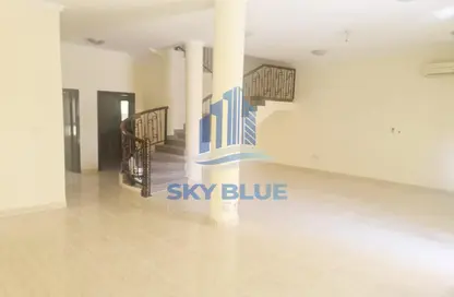 Villa - 5 Bedrooms - 4 Bathrooms for rent in Al Aziziyah - Al Aziziyah - Doha