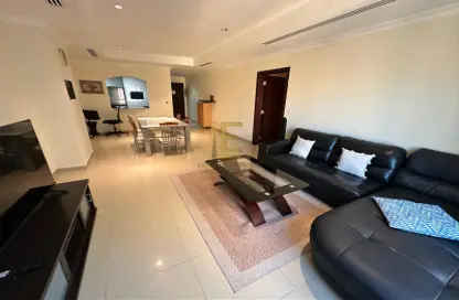 Apartment - 1 Bedroom - 2 Bathrooms for rent in West Porto Drive - Porto Arabia - The Pearl Island - Doha