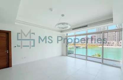 Apartment - 1 Bedroom - 2 Bathrooms for rent in Gewan Island - The Pearl Island - Doha