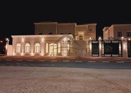 صورةمبنى خارجي لـ: فيلا - 8 غرف نوم - 8 حمامات للبيع في بني هاجر - الريان - الدوحة, صورة 1