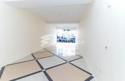 Shop - Studio - 1 Bathroom for rent in Muntazah 10 - Al Muntazah - Doha