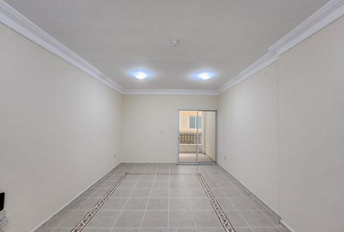 944013 - Property Image 2