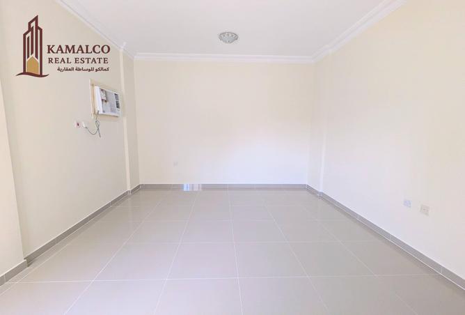 940279 - Property Main Image