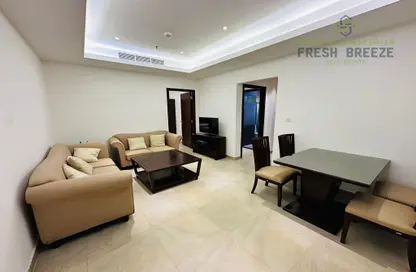شقة - 2 غرف نوم - 2 حمامات للايجار في الخليج ريزيدنس - أم غويلينا - الدوحة