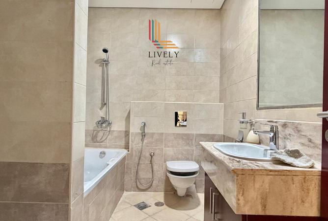 982038 - Property Image 3