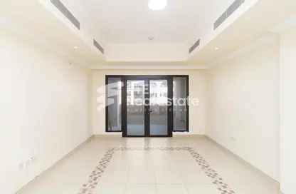 Apartment - 1 Bedroom - 2 Bathrooms for rent in East Porto Drive - Porto Arabia - The Pearl Island - Doha
