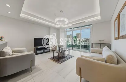 Apartment - 1 Bedroom - 2 Bathrooms for rent in Crystal Residence - Gewan Island - The Pearl Island - Doha Apartment - 1 Bedroom - 2 Bathrooms for rent in Crystal Residence - Gewan Island - The Pearl Island - Doha