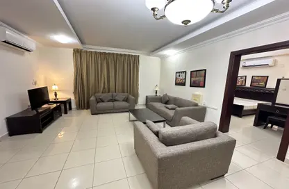 Apartment - 3 Bedrooms - 3 Bathrooms for rent in Al Sadd Road - Al Sadd - Doha