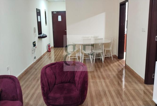 972095 - Property Image 2