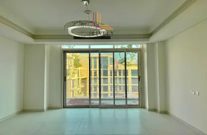 Apartment - 1 Bedroom - 2 Bathrooms for rent in Gewan Island - The Pearl Island - Doha