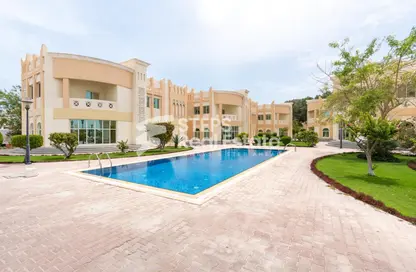 Villa - 5 Bedrooms - 6 Bathrooms for rent in West Bay Lagoon Street - West Bay Lagoon - Doha