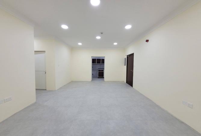 948852 - Property Image 2