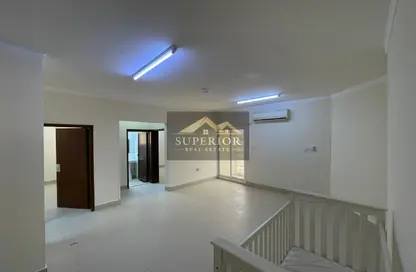 Apartment - 2 Bedrooms - 2 Bathrooms for rent in Madinat Khalifa South - Madinat Khalifa - Doha