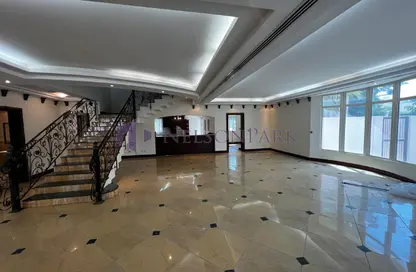 مجمع سكني - 4 غرف نوم - 6 حمامات للايجار في وست باي لاجون - بحيرة وست لاجون - الدوحة