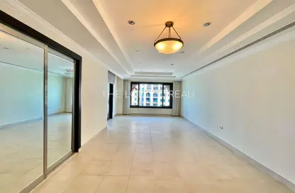Apartment - 2 Bedrooms - 3 Bathrooms for rent in East Porto Drive - Porto Arabia - The Pearl Island - Doha