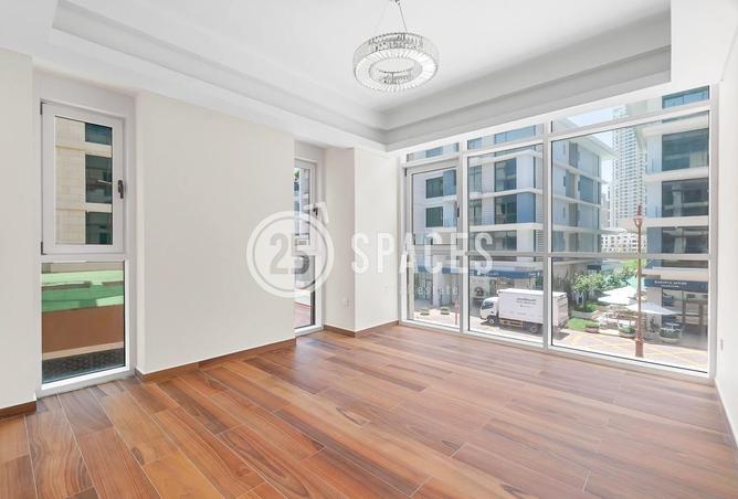 963321 - Property Image 2