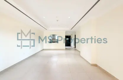 Apartment - 1 Bedroom - 2 Bathrooms for rent in West Porto Drive - Porto Arabia - The Pearl Island - Doha