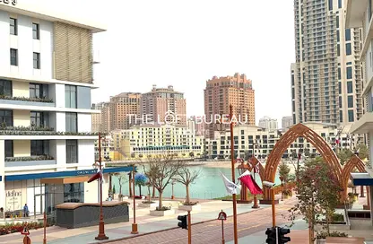 Apartment - 1 Bedroom - 2 Bathrooms for sale in Gewan Island - The Pearl Island - Doha