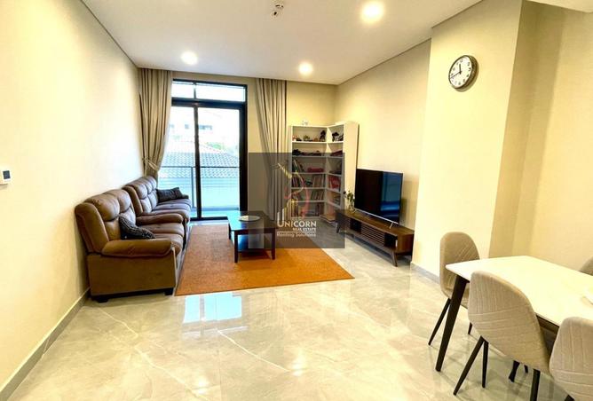 879944 - Property Image 2