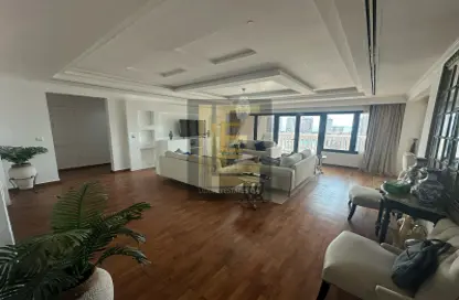 Apartment - 3 Bedrooms - 4 Bathrooms for sale in West Porto Drive - Porto Arabia - The Pearl Island - Doha