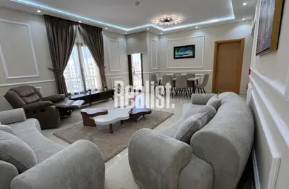Apartment - 2 Bedrooms - 3 Bathrooms for rent in Catania - La Piazza - Fox Hills - Lusail