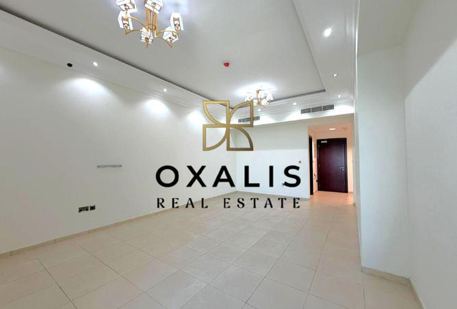 1001733 - Property Image 2