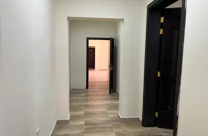 فيلا - غرفة نوم - 1 حمام للايجار في شارع ام السنيم - عين خالد - الدوحة