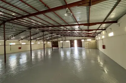 Warehouse - Studio - 2 Bathrooms for rent in Industrial Area 5 - Industrial Area - Industrial Area - Doha