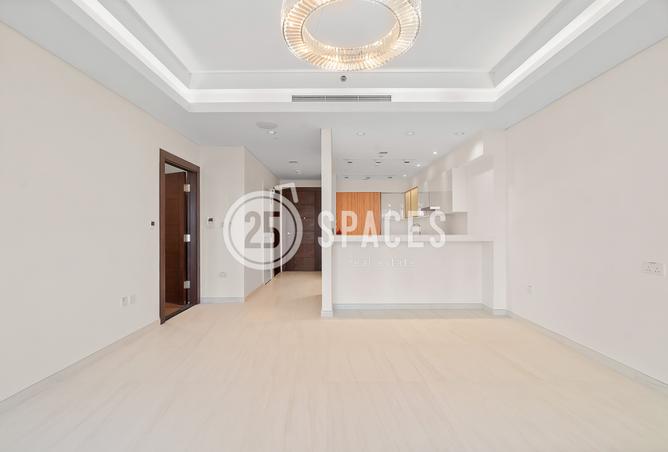 883969 - Property Image 2