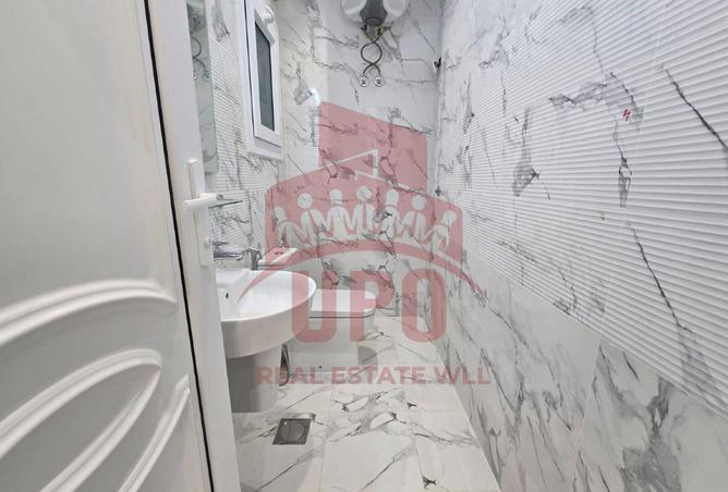 943329 - Property Image 3